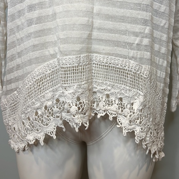 Women’s Stripe Top from Rue21 - Picture 3 of 8